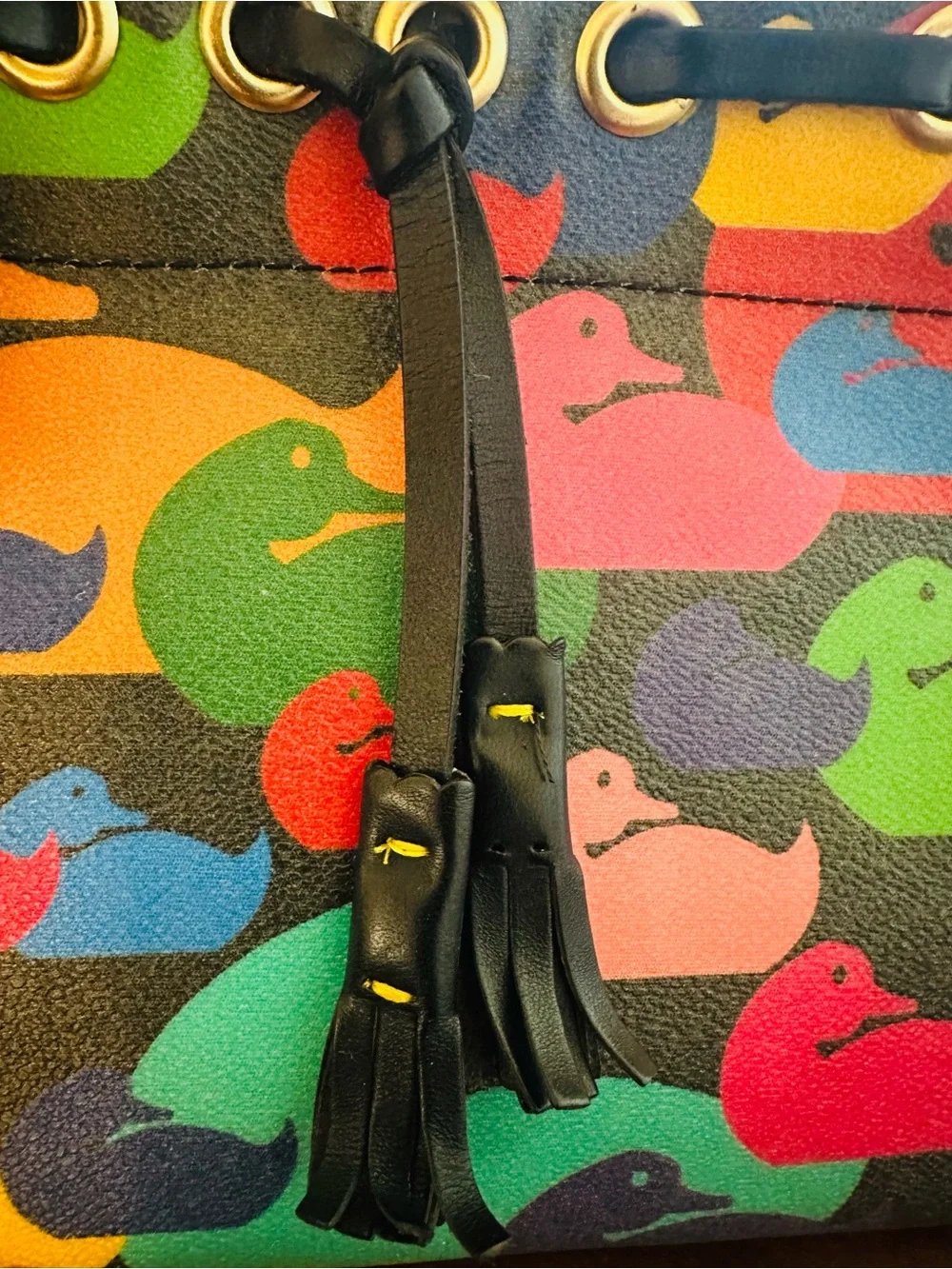 VTG Dooney & Bourke Wonder Ducks Satchel Bag- Rare Y2K Rainbow